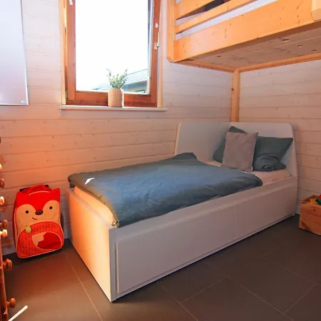 Blockhaus, Damp, Cleaning Included Casa de Férias *